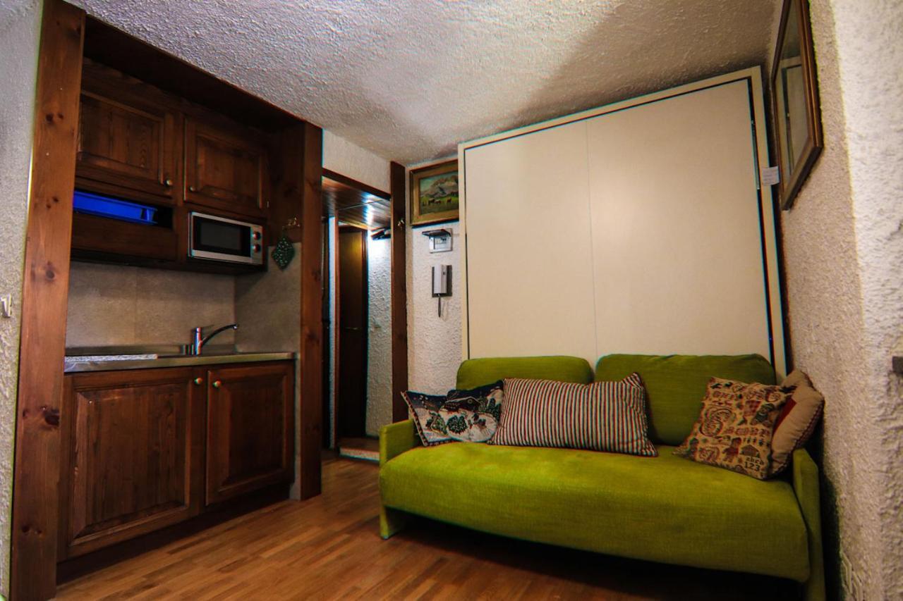 Oasi Budden 2 Cir 0045 Бройл-Червиня Екстериор снимка